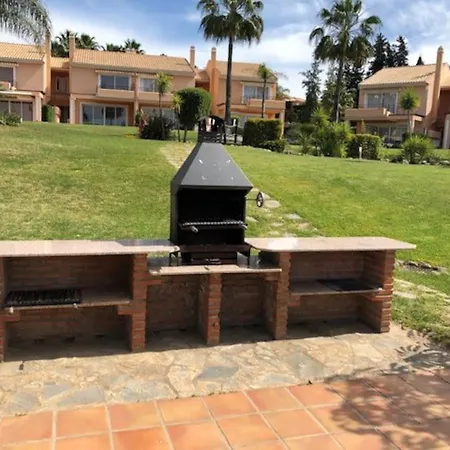 Holiday home Luxury Townhouse, 3 Bedrooms, 160m2, Pool *