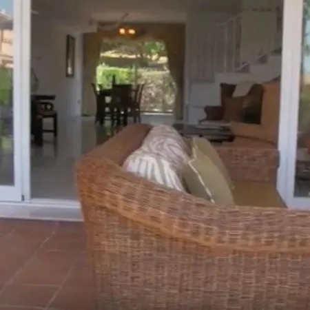 Luxury Townhouse, 3 Bedrooms, 160m2, Pool Estepona